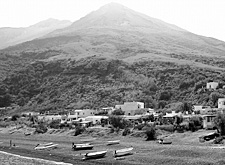 Quel terrazzo di Stromboli col Vichingo, il poeta, Polifemo e zio Tano il naufrago