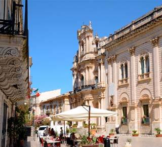 UNESCO's protectes sites down town Scicli Hotel