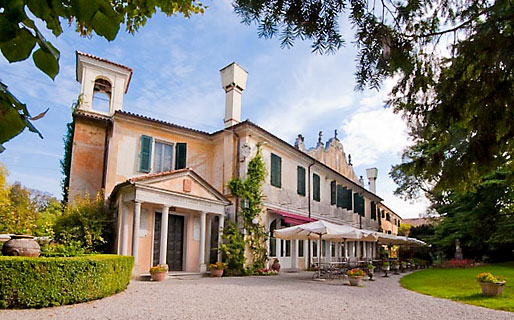 Villa Luppis 4 Star Hotels Rivarotta di Pasiano