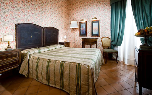 Chiaja Hotel de Charme