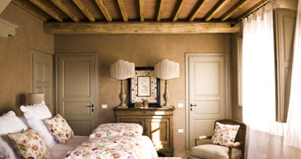 Relais Sant'Elena Bibbona Hotel