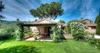 Il Fontanaro Paciano Castiglione del Lago hotels