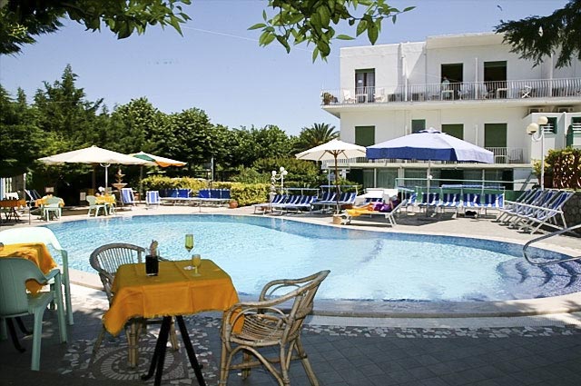 Carmencita 3 Star Hotels Anacapri