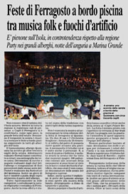 Feste di Ferragosto a bordo piscina tra musica folk e fuochi d'artificio